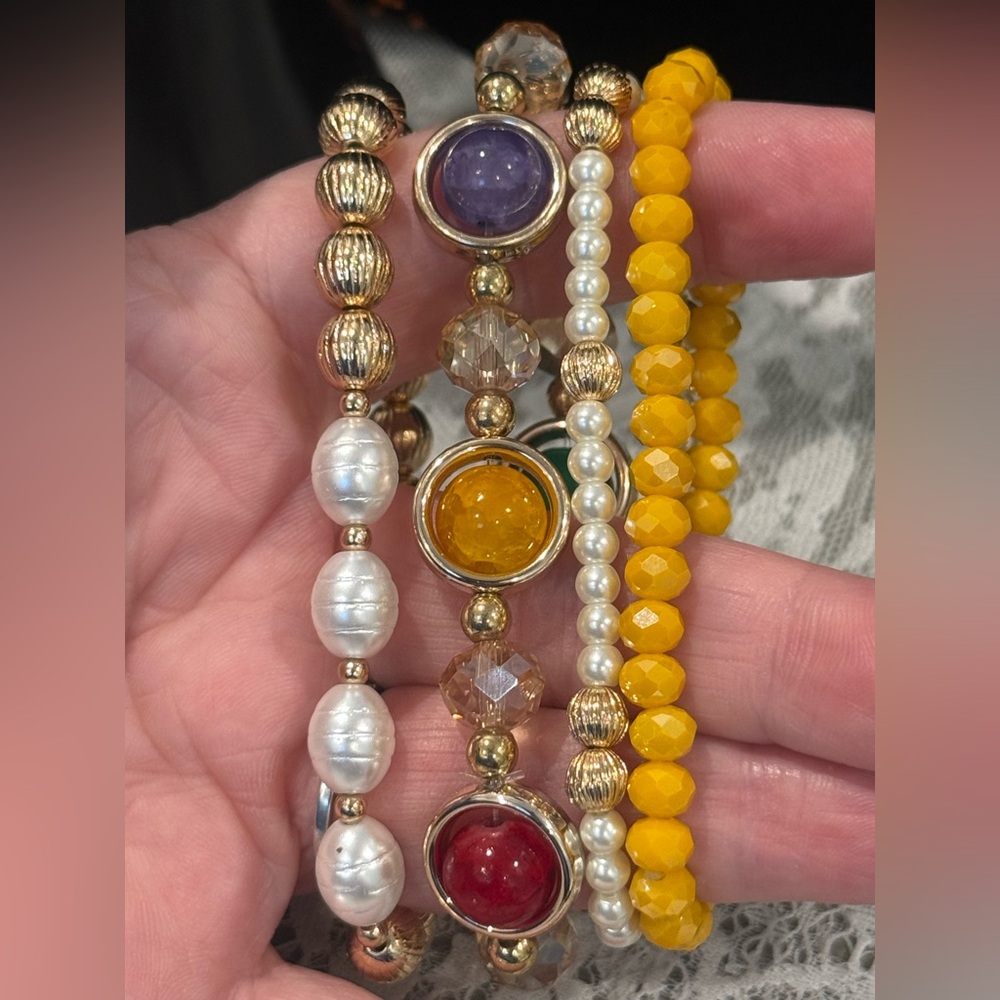 Multi-Color Beaded Bracelet Set (4)